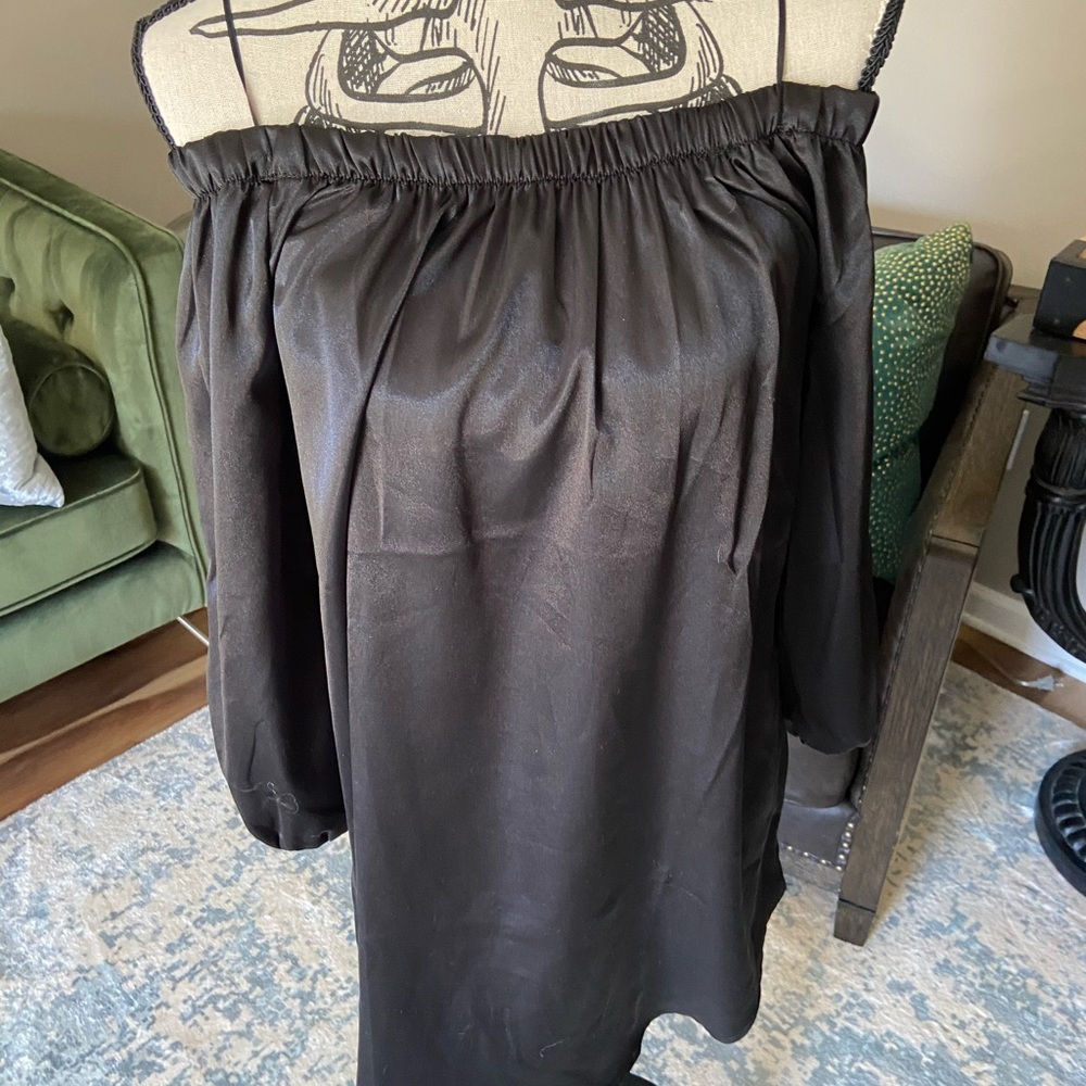 New Medium dress